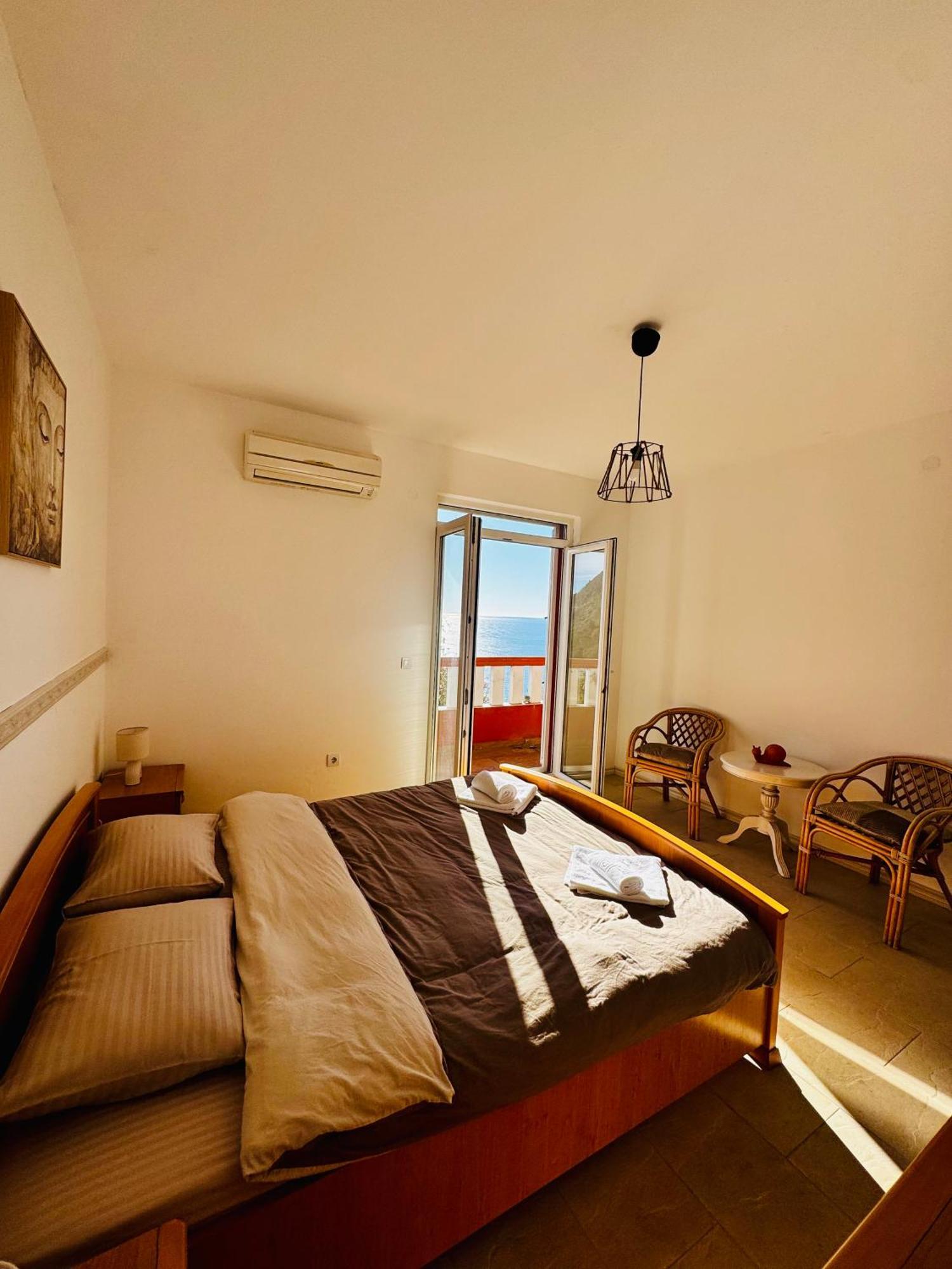 Budva Felix Suites Exterior foto